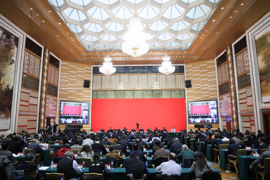 北京大学召开全校中层干部大会暨春季学期工作部署会