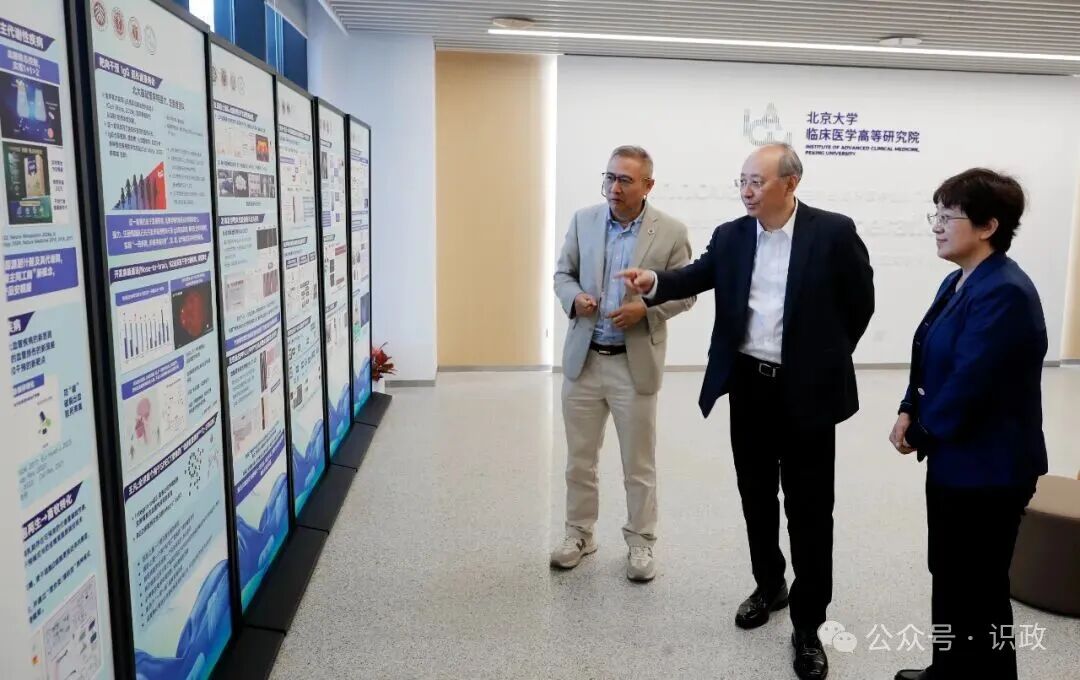 b30edff3721042e3a8994428d060de8f.jpg b30edff3721042e3a8994428d060de8f.jpg